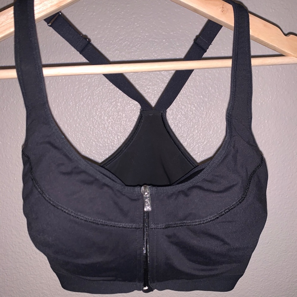 Victorias Secret Sports bra 34 DD.